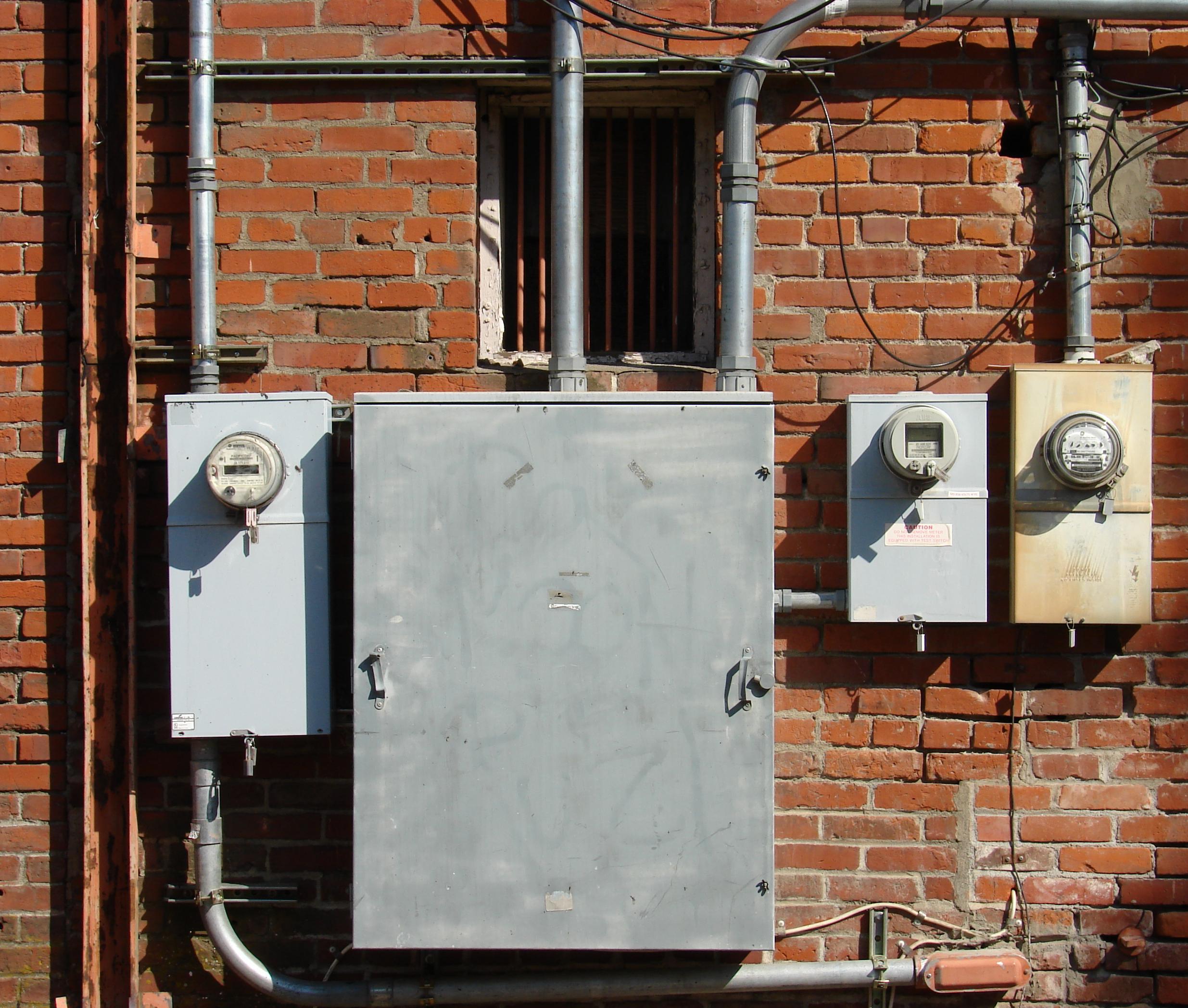 Read more about the article Can You House Hunt Like a Home Inspector? The Electrical System